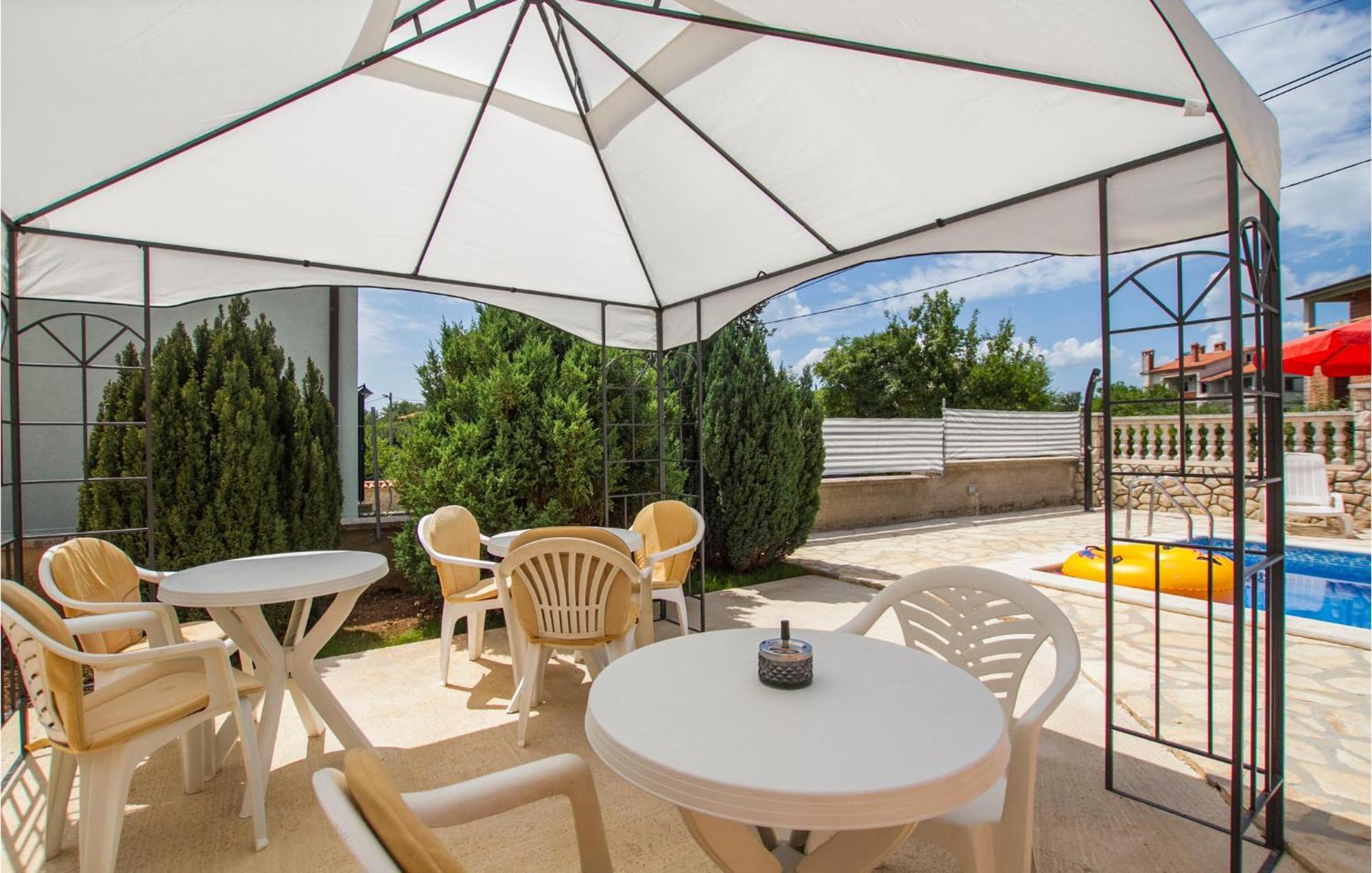 Gorgeous Home In Labin With Outdoor Swimming Pool Luaran gambar