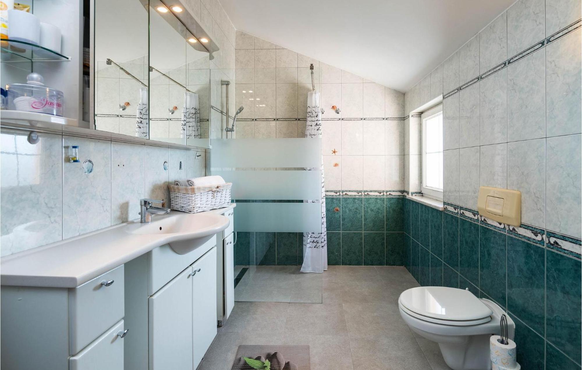 Gorgeous Home In Labin With Outdoor Swimming Pool Luaran gambar